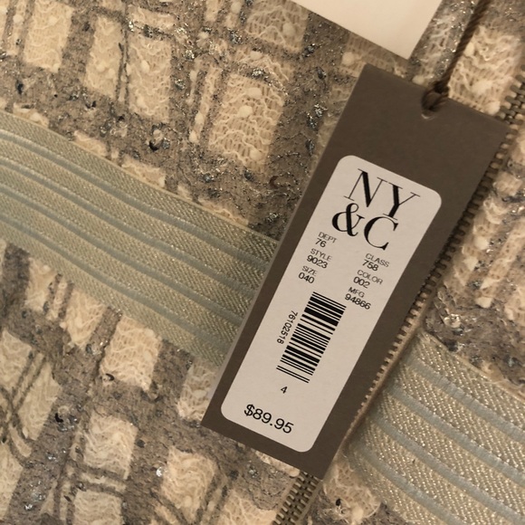 Dress - Picture 3 of 4